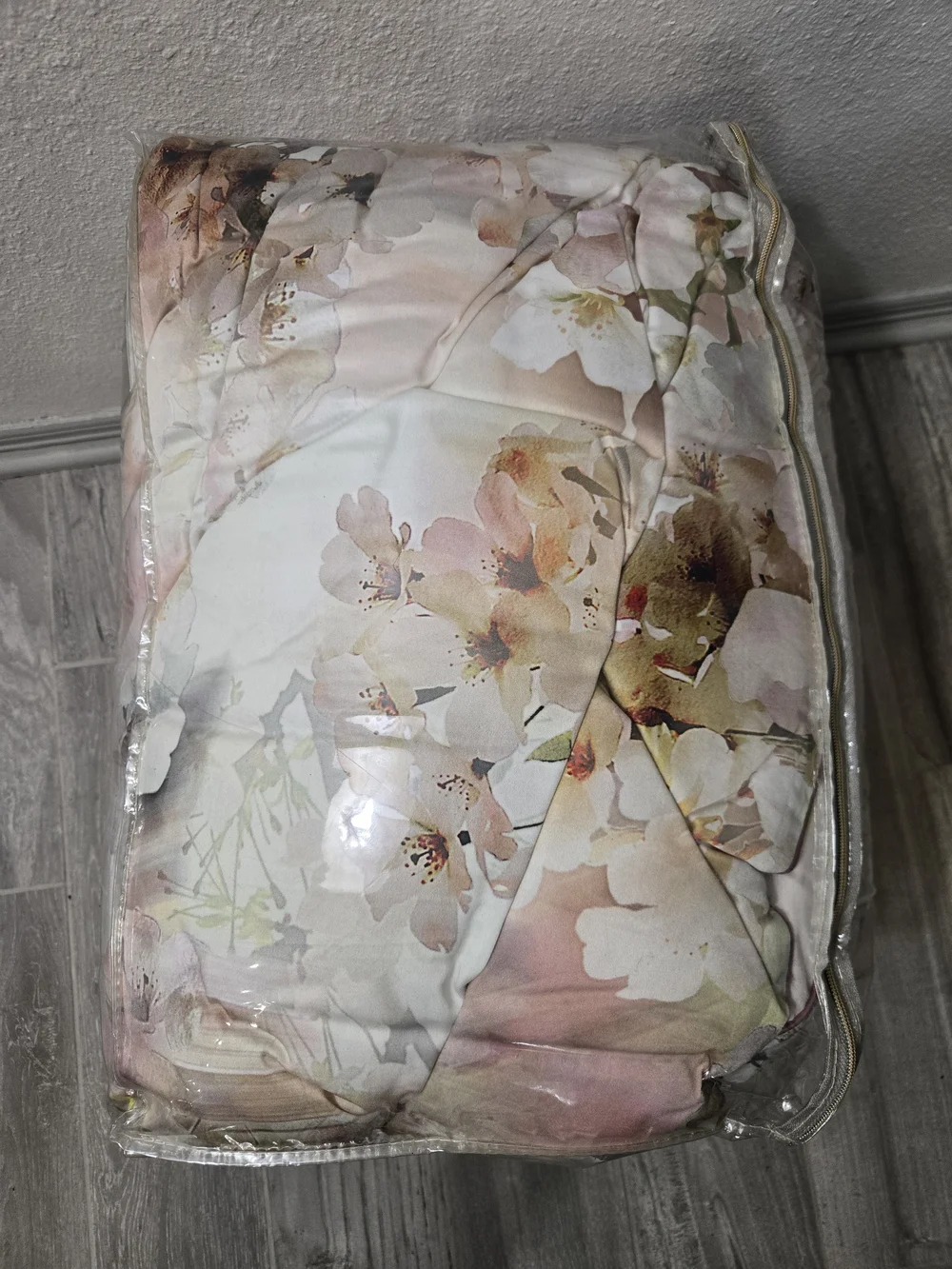 Ted Baker Floral Comforter - Pastel Pink & Cream
